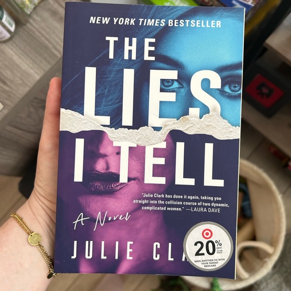 The Lies I Tell by Julie Clark - Picture 1 of 2